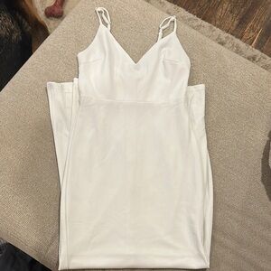 Cupshe White Chemise with Adjustable Straps and V-Neckline